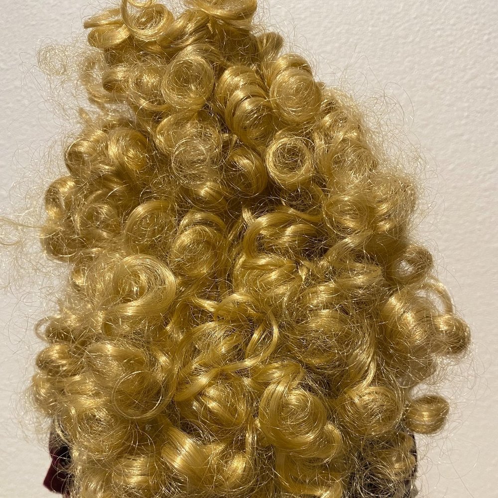 Vintage Victorian Porcelain Doll - Picture 4 of 8